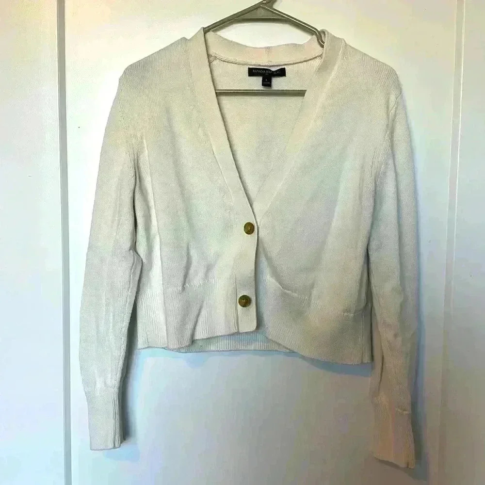 Banana Republic Cream V-Neck Button Cardigan